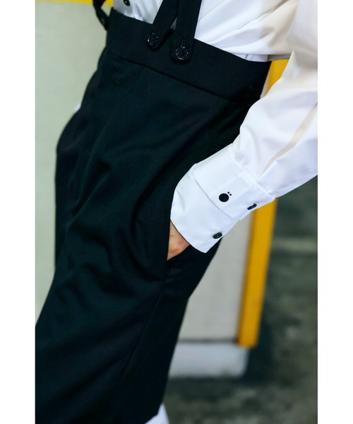 ENFOLD（エンフォルド）の「High Twist Weaveキュロットサロペット（サロペット/オーバーオール・レディース・ブラック/グレー・38/36）」の10枚目の写真