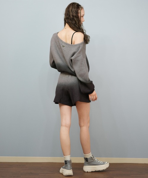 ROXY（ロキシー）の「ROXY/ロキシーセーター グラデージョンニット オフショルダー 2WAY RSR254008（ニット/セーター・レディース・ブラウン系その他2/グレー系その他/ブルー系その他・2XS/M/L）」の16枚目の写真