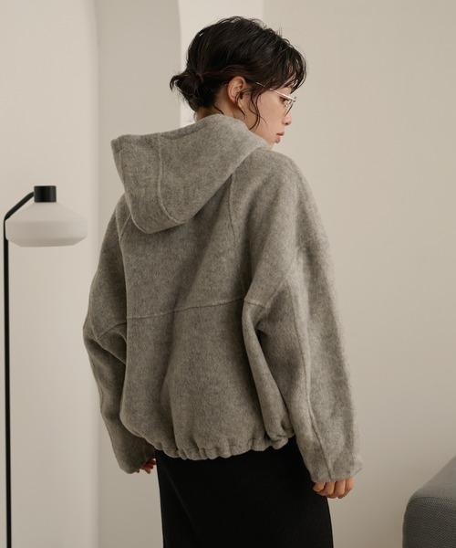 LAULEN（ローレン）の「cocoon zip up hoodie blouson /コクーンジップアップフーディーショートブルゾン（その他アウター・レディース・グレー/チャコールグレー・FREE）」の10枚目の写真