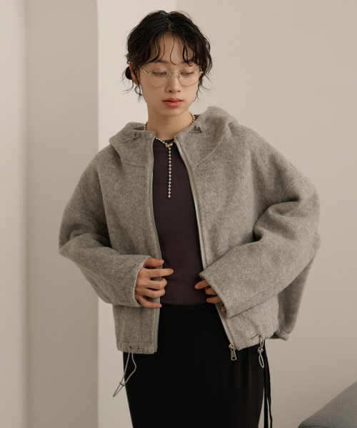 LAULEN（ローレン）の「cocoon zip up hoodie blouson /コクーンジップアップフーディーショートブルゾン（その他アウター・レディース・グレー/チャコールグレー・FREE）」の12枚目の写真