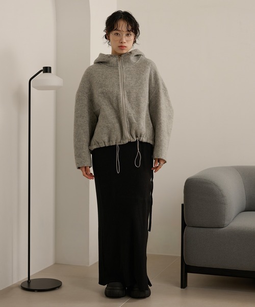 LAULEN（ローレン）の「cocoon zip up hoodie blouson /コクーンジップアップフーディーショートブルゾン（その他アウター・レディース・グレー/チャコールグレー・FREE）」の17枚目の写真