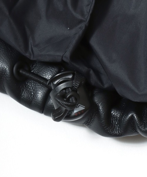 FIRST DOWN(ファーストダウン)の「FIRST DOWN/ファーストダウン VEGAN LEATHER BUBBLE DOWN JACKET/ヴィーガンレザーバブルダウンジャケット/レディース メンズ(ダウンジャケット/コート・メンズ・ブラック・M/L/XL)」の14枚目の写真
