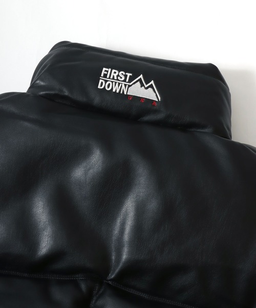 FIRST DOWN(ファーストダウン)の「FIRST DOWN/ファーストダウン VEGAN LEATHER BUBBLE DOWN JACKET/ヴィーガンレザーバブルダウンジャケット/レディース メンズ(ダウンジャケット/コート・メンズ・ブラック・M/L/XL)」の4枚目の写真