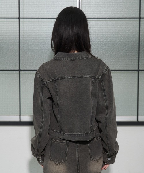 ENVYM（アンビー）の「スタッズコンパクトデニムジャケット（デニムジャケット・レディース・ブラック/ブルー・FREE）」の7枚目の写真