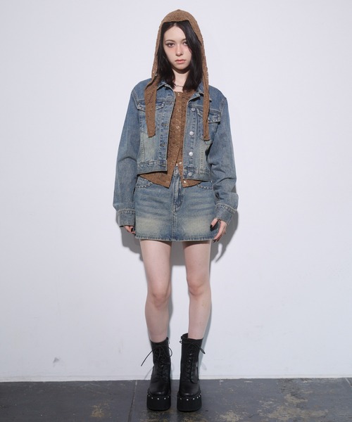 ENVYM（アンビー）の「スタッズコンパクトデニムジャケット（デニムジャケット・レディース・ブラック/ブルー・FREE）」の20枚目の写真