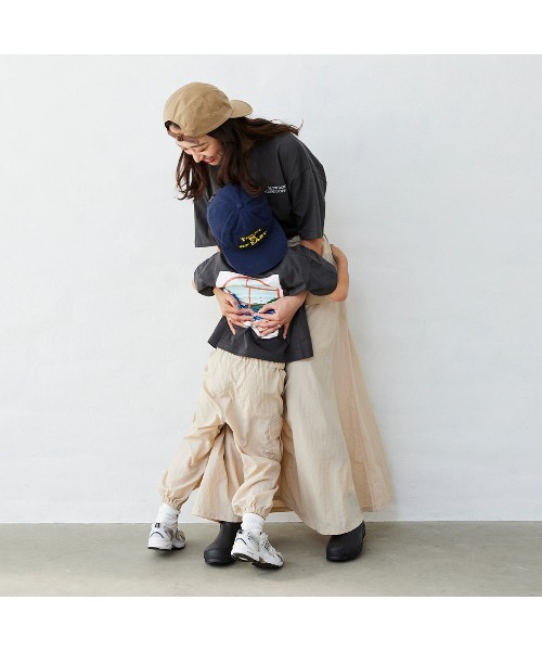 Fluffy BROTHERS（フラッフィーブラザーズ）の「2WAYジャンスカ（ジャンパースカート・レディース・ブラック/ベージュ・S/M/L/XL）」の7枚目の写真