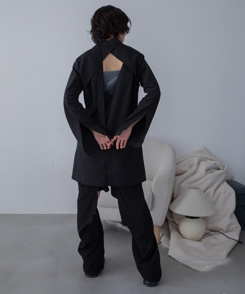 VACANCY(ヴァカンシー)の「フロントベルトワンピースジャケット(ワンピース・レディース・ブラック/グレー・LARGE/MEDIUM)」の17枚目の写真