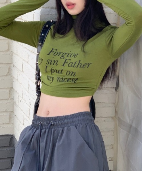 Vipoa（ヴィポア）の「ハイネックメッセージプリントカットソー（Tシャツ/カットソー・レディース・アイボリー/ブラック/グリーン/ブルー/ブラウン・FREE）」の16枚目の写真