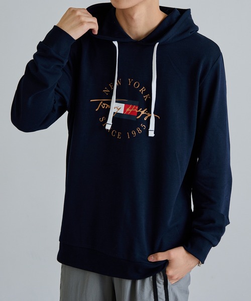 TOMMY HILFIGER(トミーヒルフィガー)の「【TOMMY HILFIGER】ロゴプリント パーカー 09T4502(パーカー・メンズ・ホワイト/ネイビー/グレー・S/M/L/XL)」の3枚目の写真