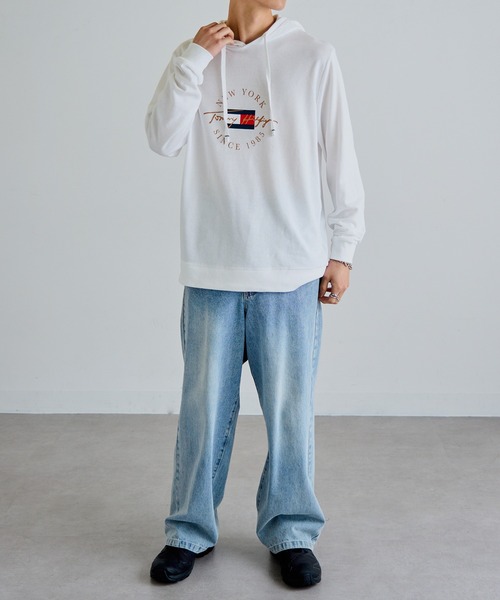 TOMMY HILFIGER(トミーヒルフィガー)の「【TOMMY HILFIGER】ロゴプリント パーカー 09T4502(パーカー・メンズ・ホワイト/ネイビー/グレー・S/M/L/XL)」の16枚目の写真