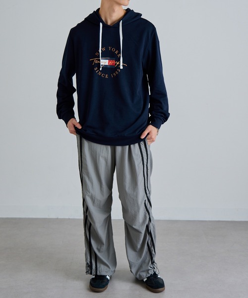 TOMMY HILFIGER(トミーヒルフィガー)の「【TOMMY HILFIGER】ロゴプリント パーカー 09T4502(パーカー・メンズ・ホワイト/ネイビー/グレー・S/M/L/XL)」の21枚目の写真