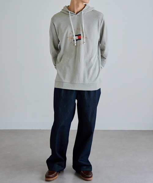 TOMMY HILFIGER(トミーヒルフィガー)の「【TOMMY HILFIGER】ロゴプリント パーカー 09T4502(パーカー・メンズ・ホワイト/ネイビー/グレー・S/M/L/XL)」の8枚目の写真