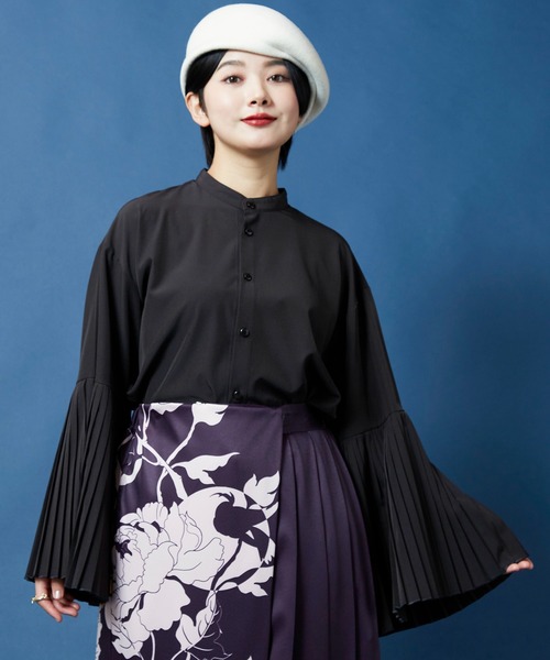 カヤ(カヤ)の「【カヤ】襞寄せバンドカラーシャツ(シャツ/ブラウス・レディース・スミクロ/ホワイト/エンジ/ライトパープル・FREE)」の7枚目の写真