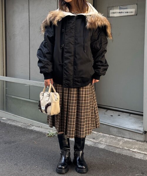 CIAOPANIC（チャオパニック）の「ショートN-3Bジャケット（ブルゾン・レディース・カーキ/ブラック・FREE）」の12枚目の写真