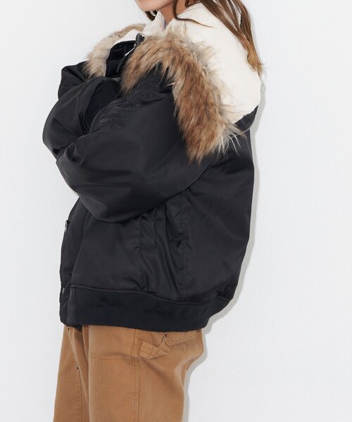 CIAOPANIC（チャオパニック）の「ショートN-3Bジャケット（ブルゾン・レディース・カーキ/ブラック・FREE）」の14枚目の写真