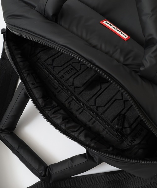 HUNTER(ハンター)の「HUNTER イントレピッド エクストラ パフド ラージ ボストン(ボストンバッグ・レディース・オフホワイト/ブラック・FREE)」の7枚目の写真
