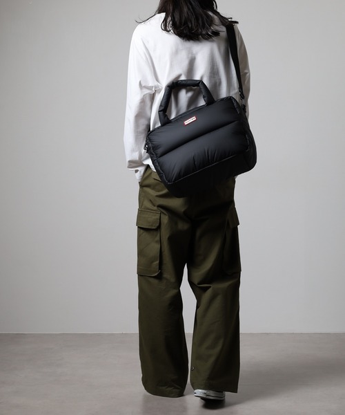 【美品】【HUNTER ハンター】 定価19,800円 ボストンバッグ 黒 HUNTER イントレピッド エクストラ パフド ラージ ボストン（ボストン