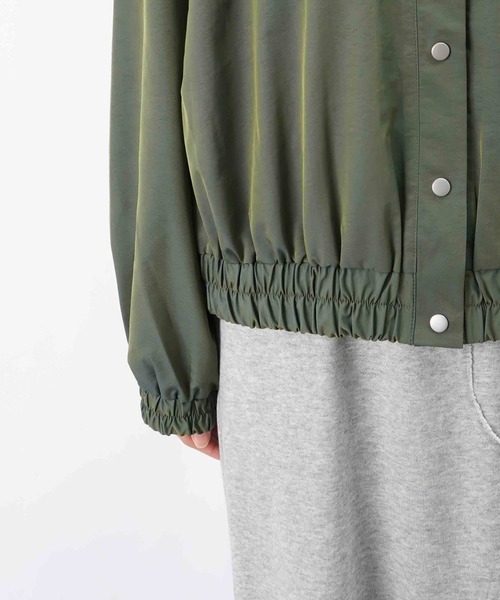 LUCA/LADY LUCK LUCA（ルカ/レディラックルカ）の「LC/LLL 玉虫リブブルゾン【セットアップ着用可】（ブルゾン・レディース・ベージュ/グリーン・FREE）」の4枚目の写真