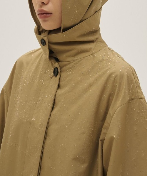 TODAYFUL（トゥデイフル）の「【TODAYFUL/トゥデイフル】Soutiencollar Waterproof Coat/ステンカラーウォータープルーフコート（ステンカラーコート・レディース・ベージュ/ブラック・36/38）」の6枚目の写真
