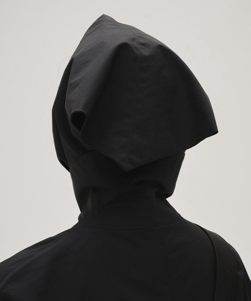 TODAYFUL（トゥデイフル）の「【TODAYFUL/トゥデイフル】Soutiencollar Waterproof Coat/ステンカラーウォータープルーフコート（ステンカラーコート・レディース・ベージュ/ブラック・36/38）」の9枚目の写真