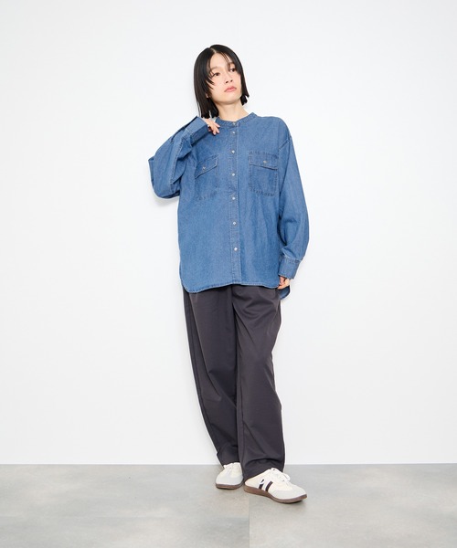 Mac-House（マックハウス）の「Idnes Denim Band-Collar Shirt/デニムバンドカラーシャツ（シャツ/ブラウス・レディース・ブルー/ネイビー・M）」の12枚目の写真