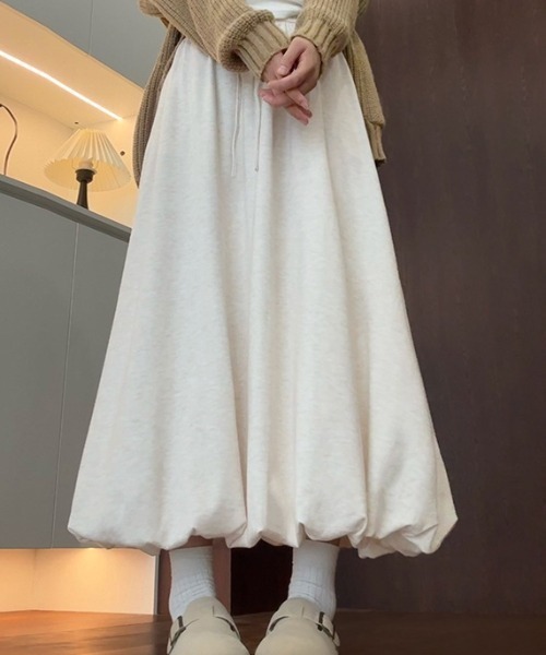 cammie(キャミー)の「バルーンスカート(スカート・レディース・ブラック/オフホワイト/ダークグレー・M/L)」の2枚目の写真