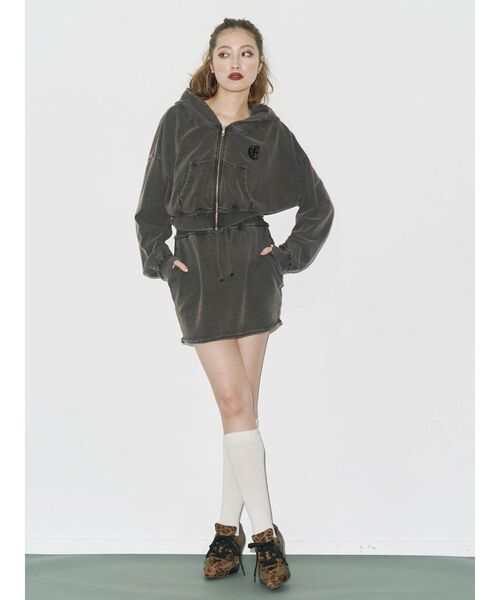 EVRIS（エヴリス）の「ブリーチスウェットミニスカート【セットアップ着用可能】（スカート・レディース・ピンク/グレー/ブラック・FREE）」の10枚目の写真