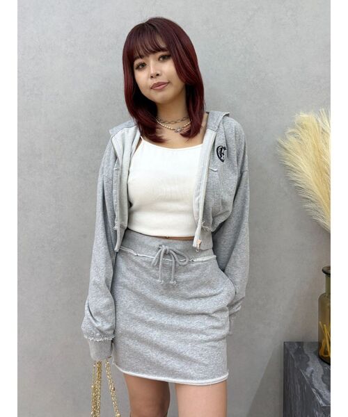 EVRIS（エヴリス）の「ブリーチスウェットミニスカート【セットアップ着用可能】（スカート・レディース・ピンク/グレー/ブラック・FREE）」の15枚目の写真