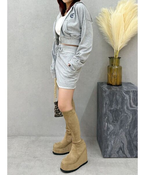 EVRIS（エヴリス）の「ブリーチスウェットミニスカート【セットアップ着用可能】（スカート・レディース・ピンク/グレー/ブラック・FREE）」の17枚目の写真