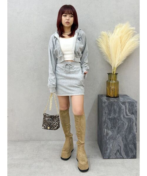 EVRIS（エヴリス）の「ブリーチスウェットミニスカート【セットアップ着用可能】（スカート・レディース・ピンク/グレー/ブラック・FREE）」の18枚目の写真