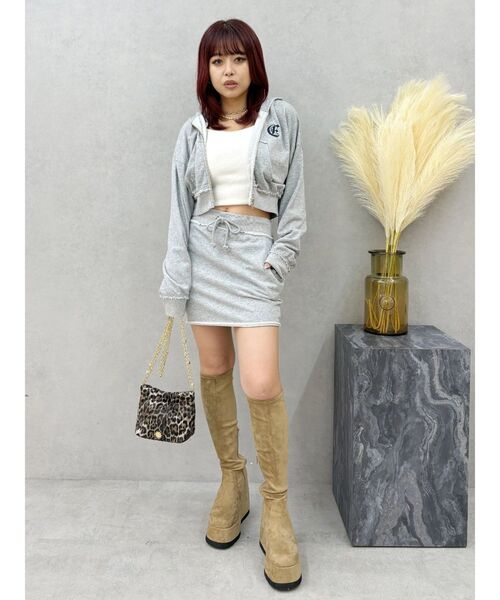 EVRIS（エヴリス）の「ブリーチスウェットミニスカート【セットアップ着用可能】（スカート・レディース・ピンク/グレー/ブラック・FREE）」の19枚目の写真