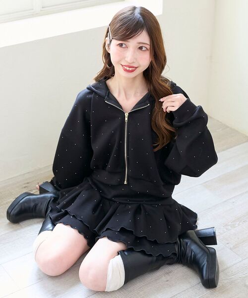 MAJESTIC LEGON（マジェスティックレゴン）の「【セットアップ対応】キラキララインストーンショートパーカー（パーカー・レディース・ブラック/チャコールグレー/ピンク/オフホワイト・MEDIUM）」の10枚目の写真