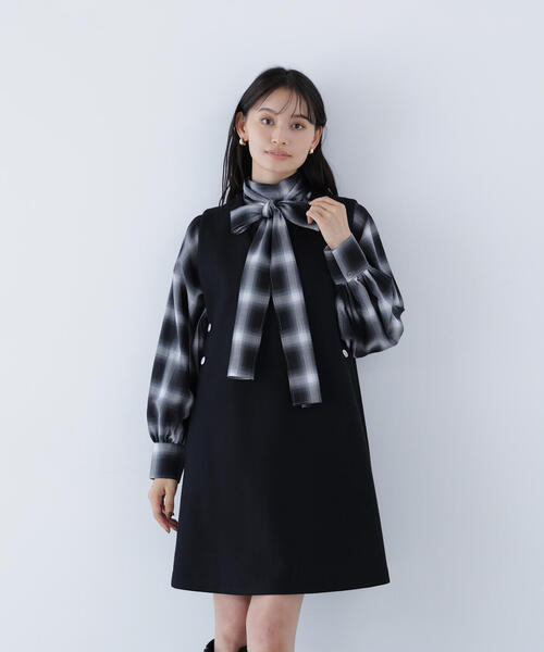 NATURAL BEAUTY BASIC（ナチュラルビューティーベーシック）の「◇圧縮ミニジャンスカ（ジャンパースカート・レディース・チャコールグレー/ブラック/オフホワイト・SMALL/MEDIUM）」の8枚目の写真