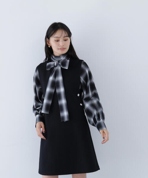 NATURAL BEAUTY BASIC（ナチュラルビューティーベーシック）の「◇圧縮ミニジャンスカ（ジャンパースカート・レディース・チャコールグレー/ブラック/オフホワイト・SMALL/MEDIUM）」の10枚目の写真