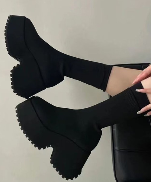 Songe（ソンジュ）の「２タイプ厚底ソックスブーツ（ブーツ・レディース・ブラック系その他/ブラック・24.5cm/24cm/23.5cm/23cm）」の15枚目の写真