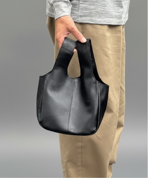 ONE.(ワンドット)の「【ONE./ワンドット】Leather 2-Way Shoulder & Hand Bag / 撥水レザー / ONE-010(ハンドバッグ・レディース・ブラック・FREE)」の12枚目の写真
