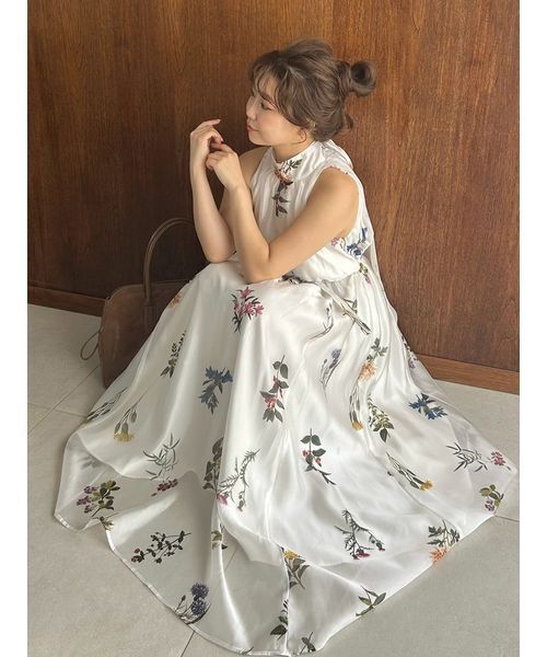 SNIDEL（スナイデル）の「Sustainableフラワーモチーフワンピース