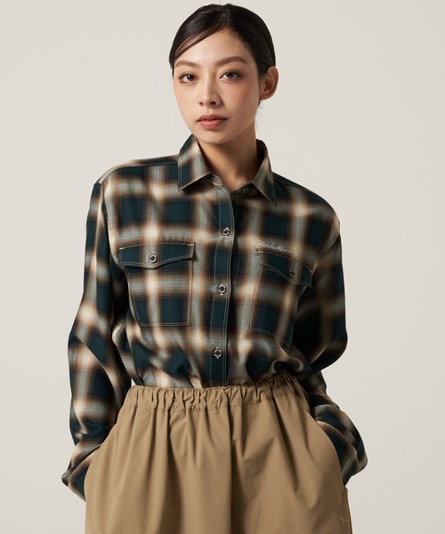 Eddie Bauer(エディーバウアー)の「プレイド ツイル 長袖シャツ(シャツ/ブラウス・レディース・ダークグリーン/ブラック/ライトグレー・M/S/XL/L)」の3枚目の写真