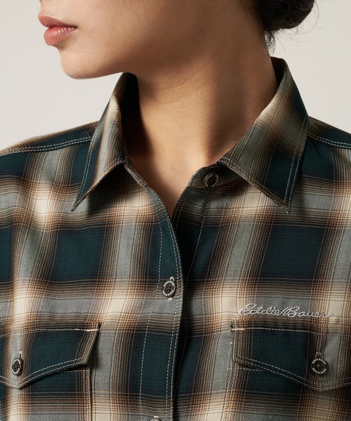 Eddie Bauer(エディーバウアー)の「プレイド ツイル 長袖シャツ(シャツ/ブラウス・レディース・ダークグリーン/ブラック/ライトグレー・M/S/XL/L)」の18枚目の写真