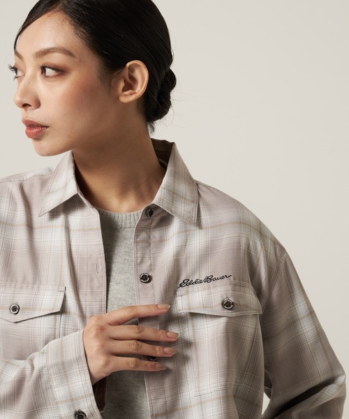 Eddie Bauer(エディーバウアー)の「プレイド ツイル 長袖シャツ(シャツ/ブラウス・レディース・ダークグリーン/ブラック/ライトグレー・M/S/XL/L)」の9枚目の写真