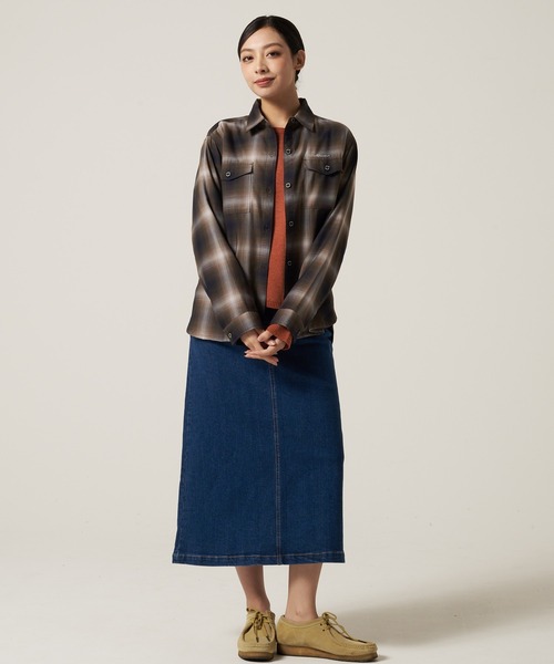 Eddie Bauer(エディーバウアー)の「プレイド ツイル 長袖シャツ(シャツ/ブラウス・レディース・ダークグリーン/ブラック/ライトグレー・M/S/XL/L)」の8枚目の写真