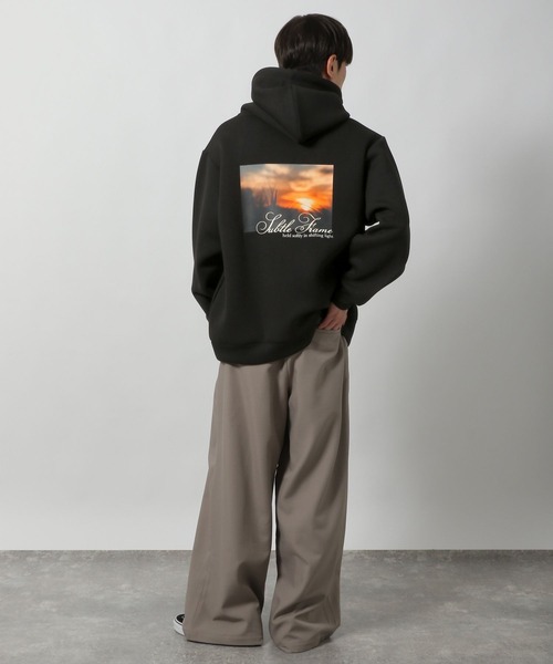 LAKOLE（ラコレ）の「バックプリントダンボールプルオーバーパーカー / 604004（パーカー・メンズ・ホワイト/ライトグレー/ブラック/チャコール/ピンク・X-LARGE/LARGE/MEDIUM）」の6枚目の写真