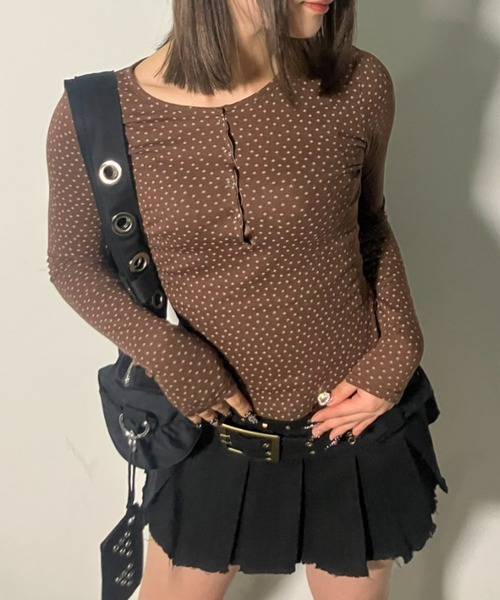 .KOM(ドットコム)の「A'GEM/9 × .kom 『.KOM/ドットケーオーエム』STAR EYELET RIB LONG SLEEVE/スターアイレットリブロングスリーブ(Tシャツ/カットソー・レディース・グレー/ブラウン・FREE)」の14枚目の写真