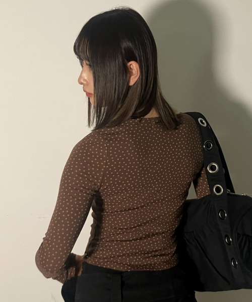 .KOM(ドットコム)の「A'GEM/9 × .kom 『.KOM/ドットケーオーエム』STAR EYELET RIB LONG SLEEVE/スターアイレットリブロングスリーブ(Tシャツ/カットソー・レディース・グレー/ブラウン・FREE)」の16枚目の写真