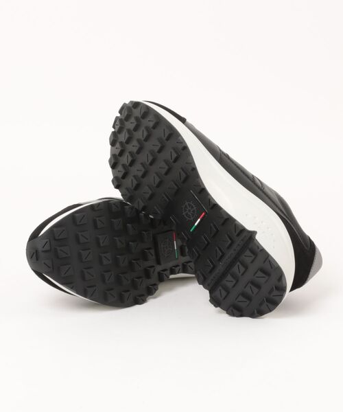 Bussola（ブソラ）の「【bussola】撥水厚底レースアップスニーカー(95826U)（スニーカー・レディース・ブラック系その他/ゴールド・39/38/37/36/35）」の4枚目の写真