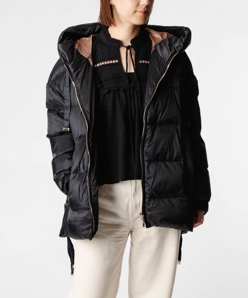 Max Mara(マックスマーラ)の「MAX MARA THE CUBE FELICE マックスマーラ ザ・キューブ フェリーチェ ダウンジャケット(ダウンジャケット/コート・レディース・ブラック・38/40/42/36)」の3枚目の写真