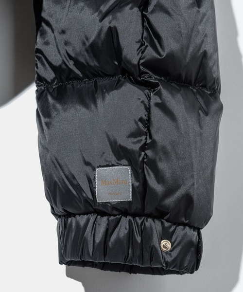 Max Mara(マックスマーラ)の「MAX MARA THE CUBE FELICE マックスマーラ ザ・キューブ フェリーチェ ダウンジャケット(ダウンジャケット/コート・レディース・ブラック・38/40/42/36)」の9枚目の写真