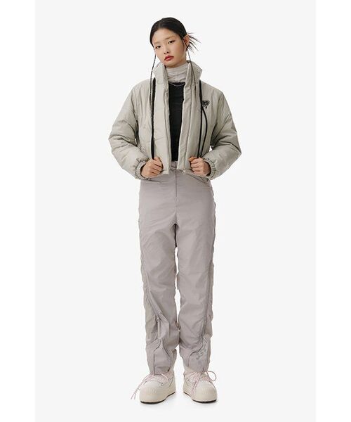 AVANDRESS(アバンドレス )の「Diagonal Turtleneck Tee WHITE(Tシャツ/カットソー・レディース・ホワイト・MEDIUM/SMALL)」の8枚目の写真