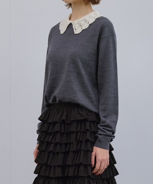 LE CIEL BLEU（ルシェルブルー）の「クロシェットカラーファインニットセーター / Crochet-Collar Fine Knit Sweater（ニット/セーター・レディース・ブラウン/グレー・36）」の7枚目の写真