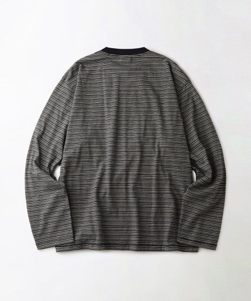 OUTSTANDING(アウトスタンディング)の「THIN STRIPE LONG SLEEVE TEE_NAVY/IVORY(Tシャツ/カットソー・メンズ・その他・SMALL/MEDIUM/LARGE)」の2枚目の写真